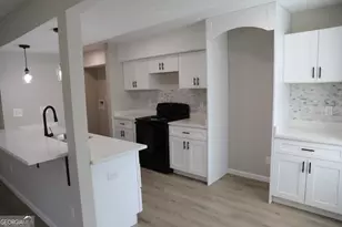 1321 Surrey Ln SW, Marietta, GA 30008 - Photo 5