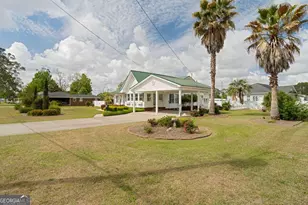 316 Fair St, Baxley, GA 31513 - Photo 43