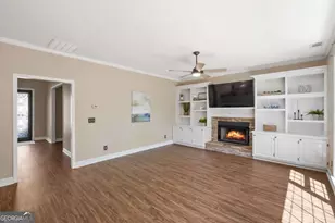 555 Rose Border Dr, Roswell, GA 30075 - Photo 11