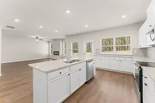 755 Lakehaven Ln, Loganville, GA 30052 - Photo 13