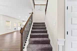 755 Lakehaven Ln, Loganville, GA 30052 - Photo 17