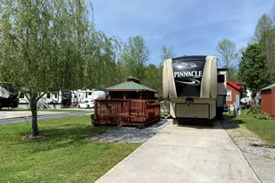 462 Elkmont Trl, Cleveland, GA 30528 - Photo 1