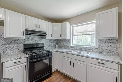 258 Toni Place SE, Atlanta, GA 30315 - Photo 15