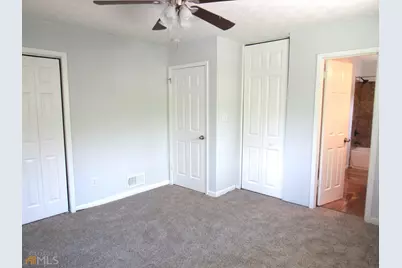 8337 Holly Drive, Jonesboro, GA 30238 - Photo 9