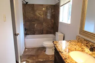 8337 Holly Dr, Jonesboro, GA 30238 - Photo 5