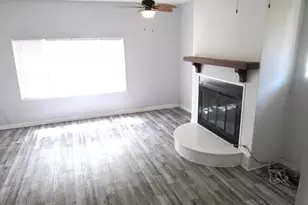 8337 Holly Dr, Jonesboro, GA 30238 - Photo 3