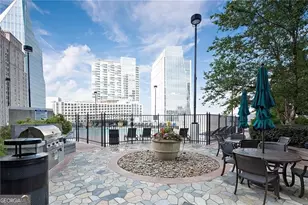 3324 Peachtree Rd NE, Atlanta, GA 30326 - Photo 21