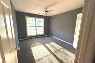 610 Autumn Leaf Cir, McDonough, GA 30253 - Photo 13