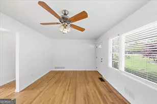 5179 Laurel Cir, Morrow, GA 30260 - Photo 5