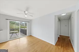 5179 Laurel Cir, Morrow, GA 30260 - Photo 9