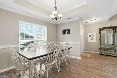 208 Sandalwood Circle, Statesboro, GA 30458 - Photo 5