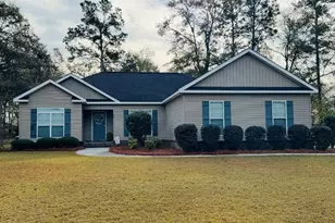 208 Sandalwood Cir, Statesboro, GA 30458 - Photo 1