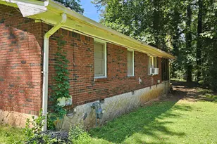 2395 Durango Rd SW, Atlanta, GA 30331 - Photo 5