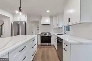 3839 Vinyard Way NE, Marietta, GA 30062 - Photo 17