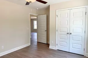 2 Roundtree St, Statesboro, GA 30458 - Photo 7