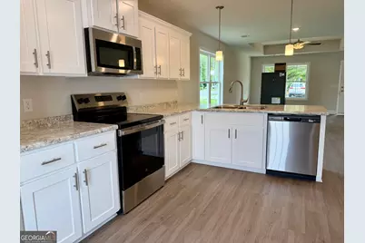 2 Roundtree Street, Statesboro, GA 30458 - Photo 5