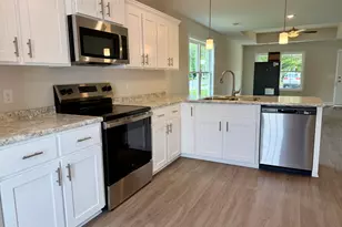 2 Roundtree St, Statesboro, GA 30458 - Photo 5