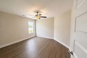 6 Roundtree St, Statesboro, GA 30458 - Photo 9