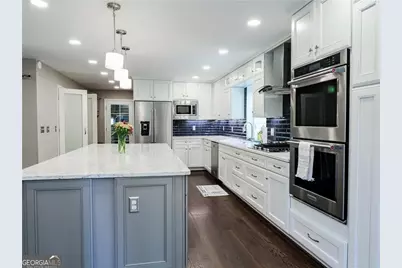 2990 Ascot Lane, Roswell, GA 30076 - Photo 11