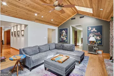2881 Cravey Drive NE, Atlanta, GA 30345 - Photo 7