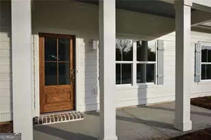 1070 Moreland Dr, Watkinsville, GA 30677 - Photo 5