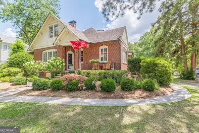 1878 A Cambridge Avenue, College Park, GA 30337 - Photo 1