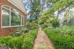 1878 A Cambridge Ave, College Park, GA 30337 - Photo 73