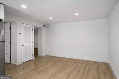 880 Saint Charles Avenue NE, Atlanta, GA 30306 - Photo 5