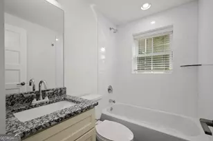 880 St Charles Ave NE, Atlanta, GA 30306 - Photo 9