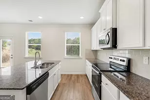 4038 Riverchess Dr SW, Atlanta, GA 30331 - Photo 13