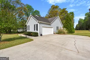 95 O'Tara Woods Dr, Newnan, GA 30263 - Photo 3