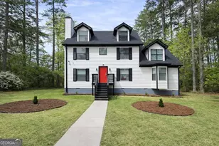 5356 Biffle Rd, Stone Mountain, GA 30088 - Photo 1