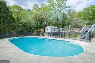 945 E Riverbend Dr SW, Lilburn, GA 30047 - Photo 29