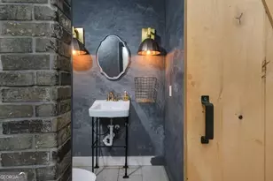 15585 Thompson Rd, Alpharetta, GA 30004 - Photo 25