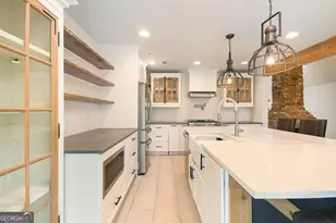 15585 Thompson Rd, Alpharetta, GA 30004 - Photo 13