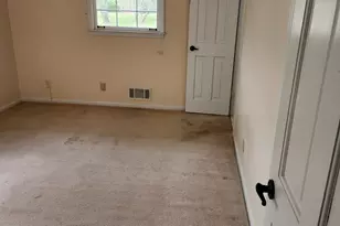 3027 Carol Dr, Fayetteville, GA 30214 - Photo 3