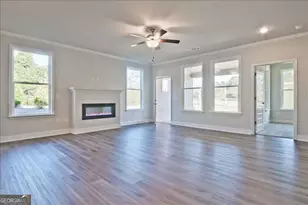 2404 Anhinga Dr, Loganville, GA 30052 - Photo 9