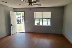 37 Faison St, Baxley, GA 31513 - Photo 7