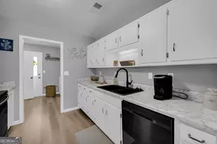 1517 Country Ct, Auburn, GA 30011 - Photo 15