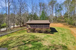 2083 Wood Lake Ln, Young Harris, GA 30582 - Photo 7