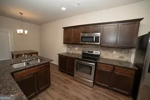 376 Pernell Dr, Hampton, GA 30228 - Photo 7