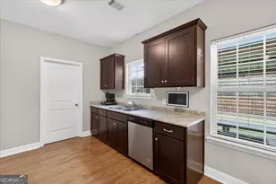 245 Alcott Cir, Hinesville, GA 31313 - Photo 11