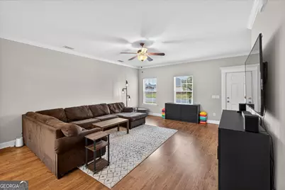 245 Alcott Circle, Hinesville, GA 31313 - Photo 5