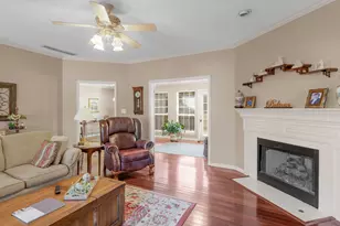 521 Horseshoe Cir, Stockbridge, GA 30281 - Photo 3