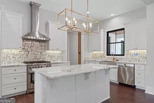 135 Harmony Bay Dr, Eatonton, GA 31024 - Photo 9