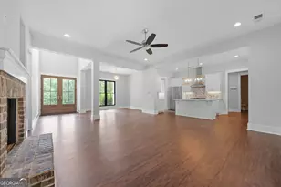 135 Harmony Bay Dr, Eatonton, GA 31024 - Photo 7