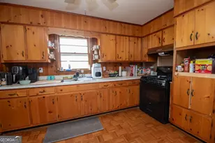 313 Mobley St, Griffin, GA 30223 - Photo 9