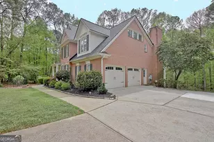 205 Woodcreek Ln, Fayetteville, GA 30215 - Photo 3