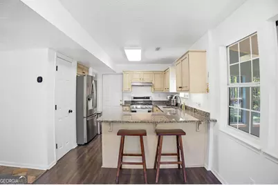 57 Biltmore Circle, Sharpsburg, GA 30277 - Photo 13