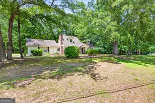 210 Bernice Dr, Bogart, GA 30622 - Photo 3